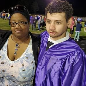 Meet your Posher, Ester